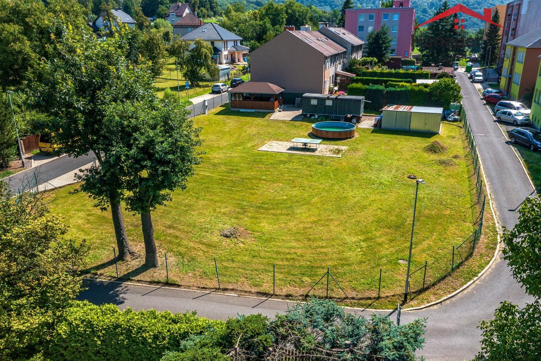 Pozemky pro bydlení, XXVII-Březiny, Děčín