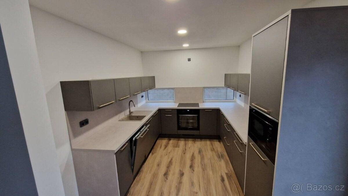 Pronájem rodinný dům - Zákupy, 471 23