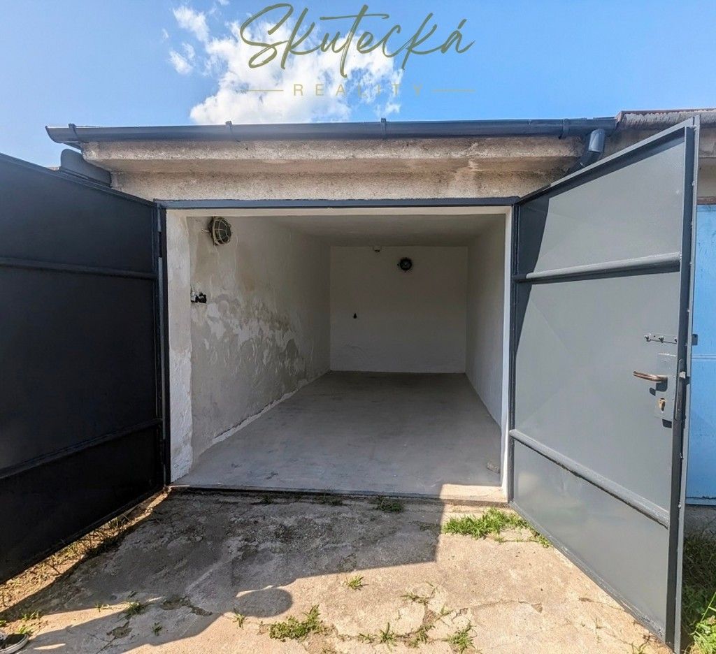 Pronájem garáž - , Hodonín, 18 m²
