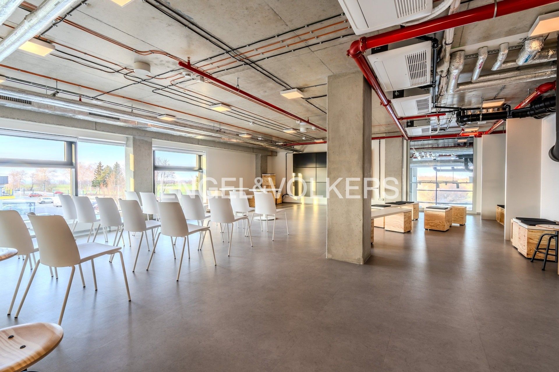 Pronájem kancelář - Obchodní, Říčany, 942 m²