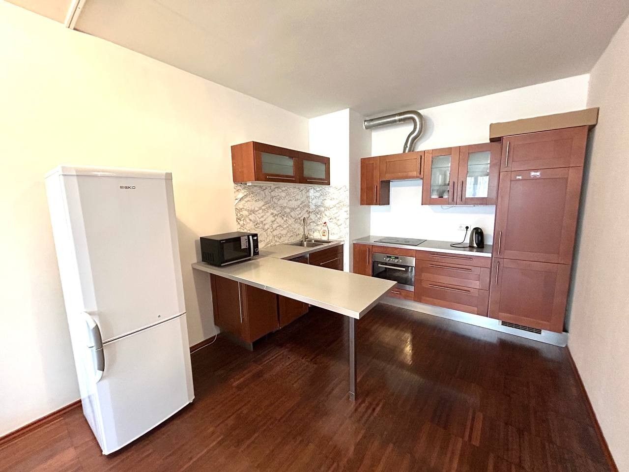 Pronájem byt 2+kk - Jeremiášova 2722/2a, Praha, 58 m²