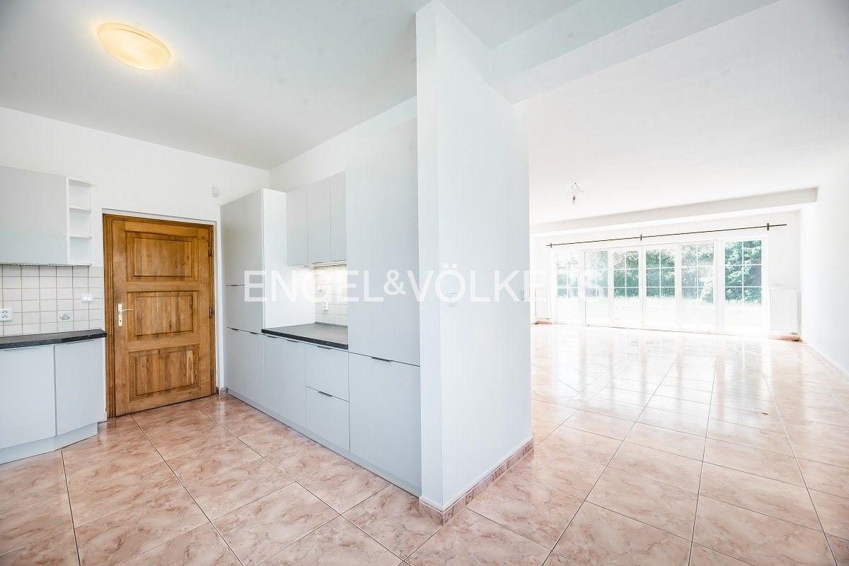 Vila · 610 m² · U Komárova, Průhonice - 4