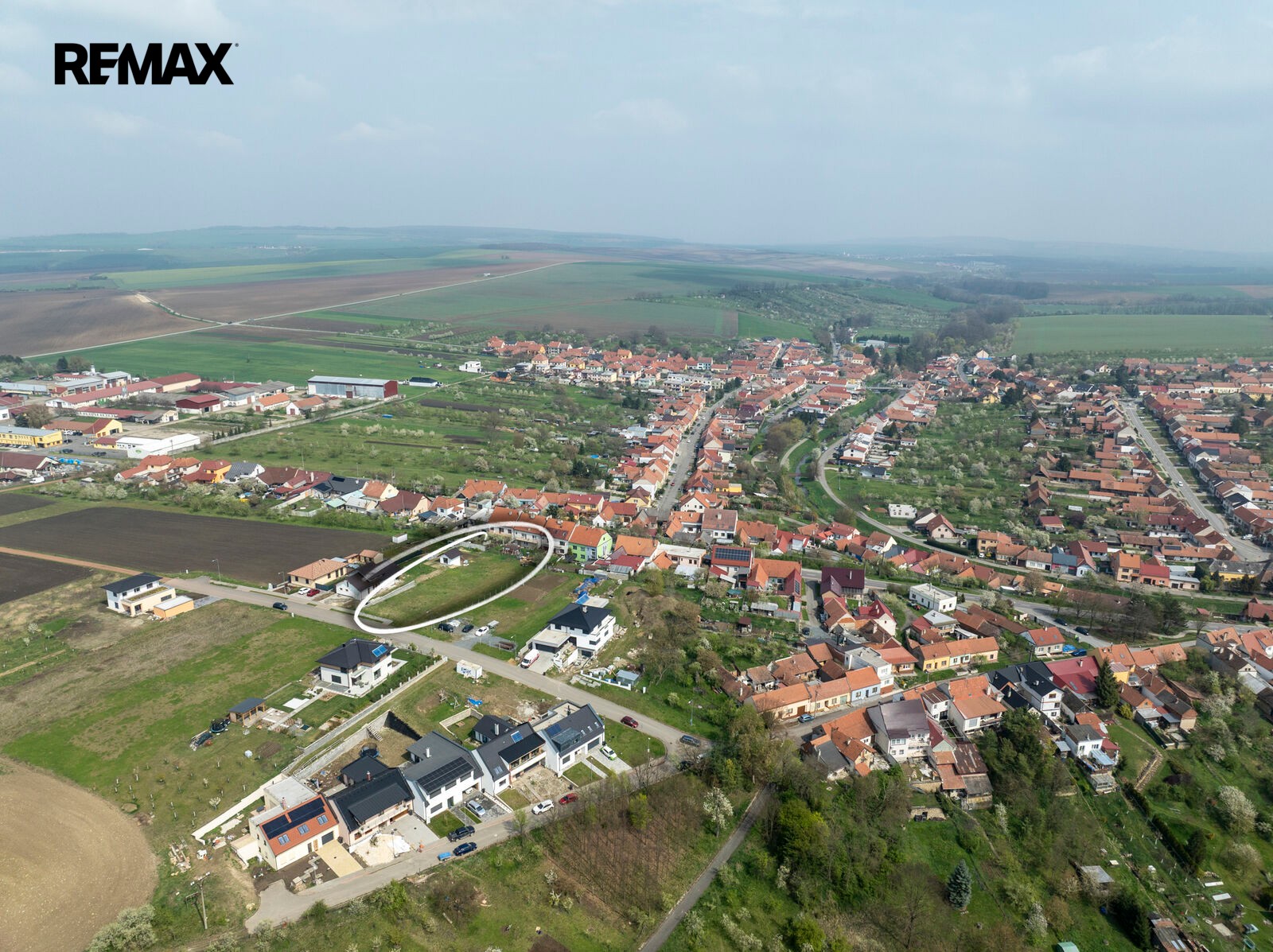 Prodej pozemek pro bydlení - Ostrožská Lhota, 1 530 m² - 5