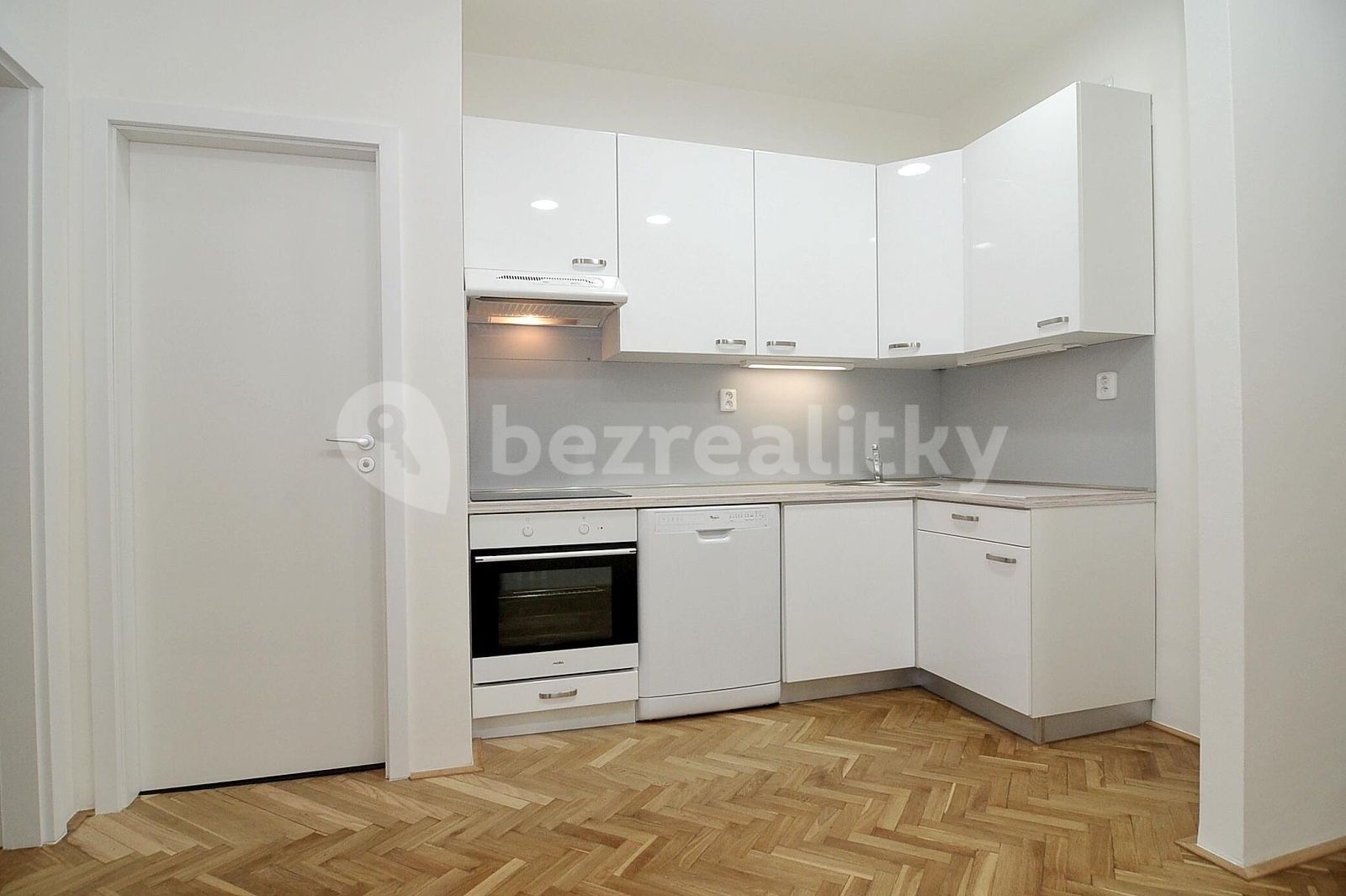 3+1, Přístavní, Praha - Holešovice, 89 m² - 2