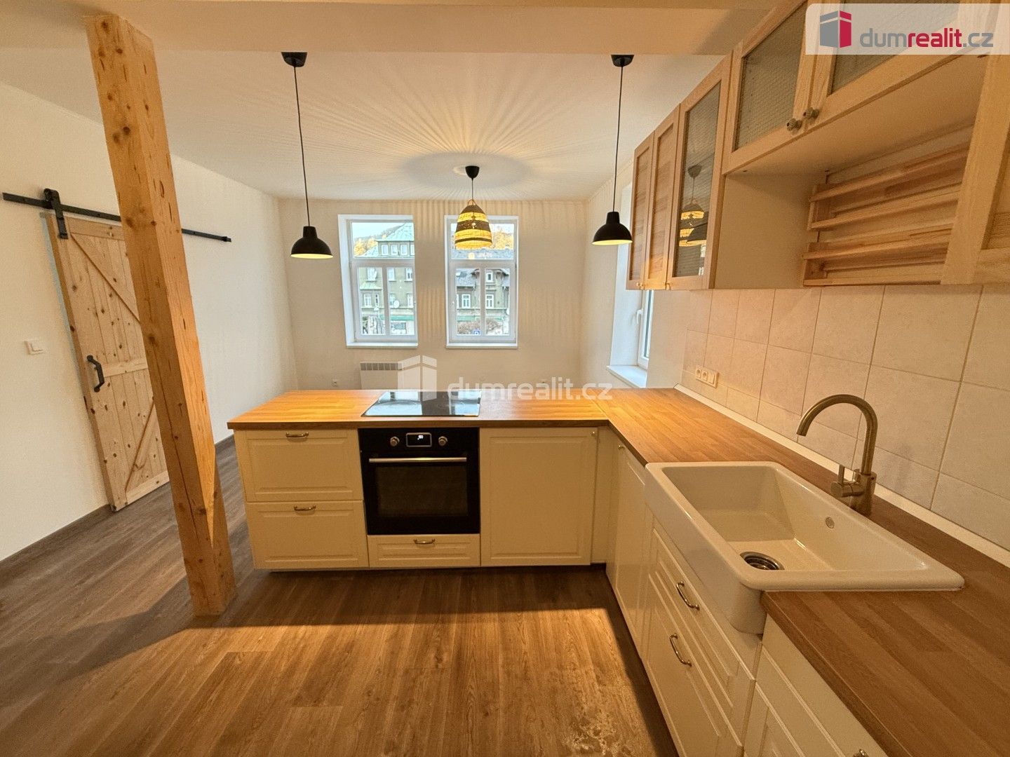 2+kk, Mírové nám., Jílové, 52 m²