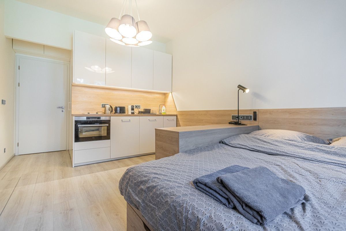 Pronájem byt - Stroupežnického, Praha - Smíchov, 25 m² - 5