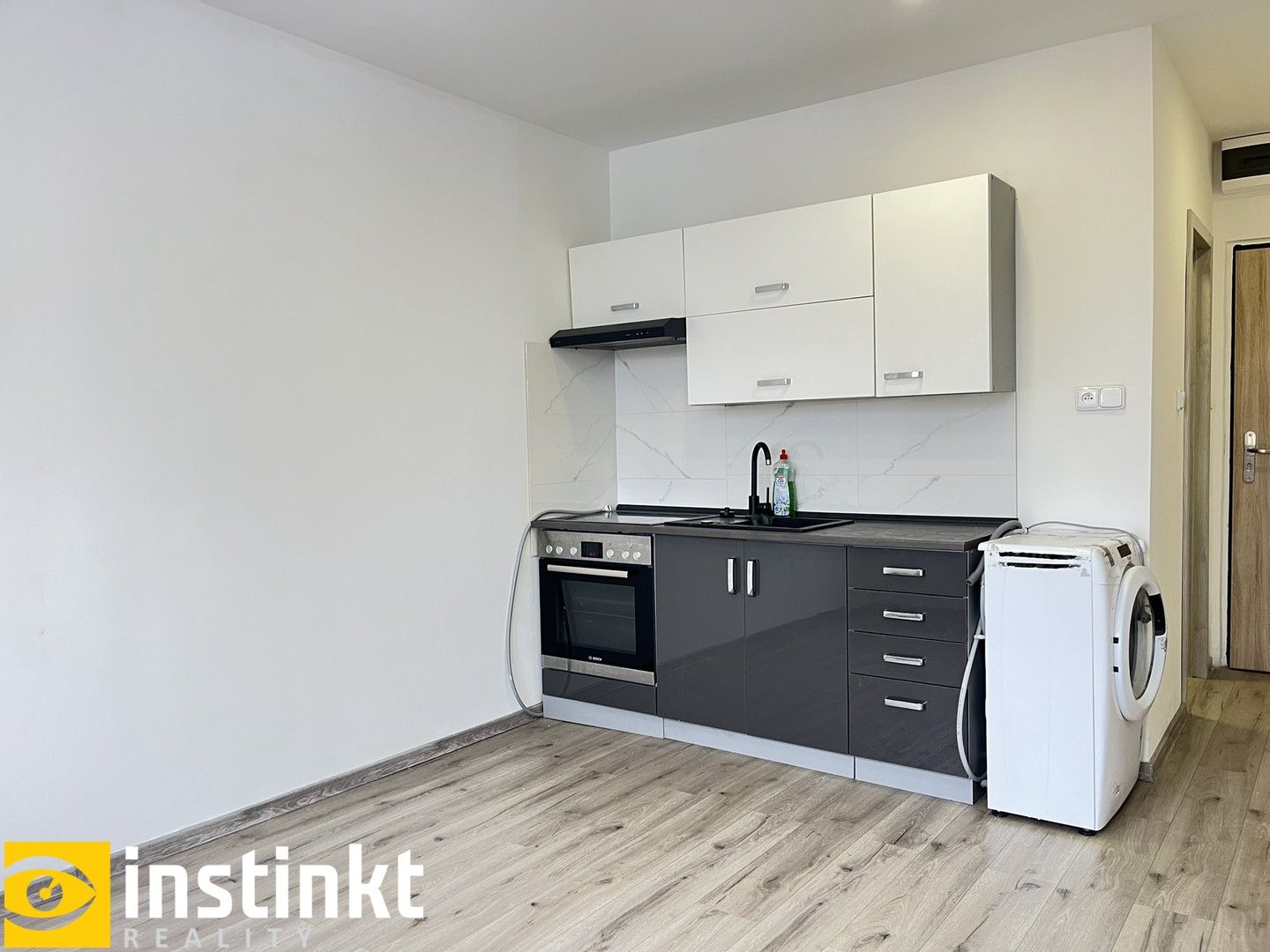 1+kk, U Koupaliště, Chodov, 28 m² - 2