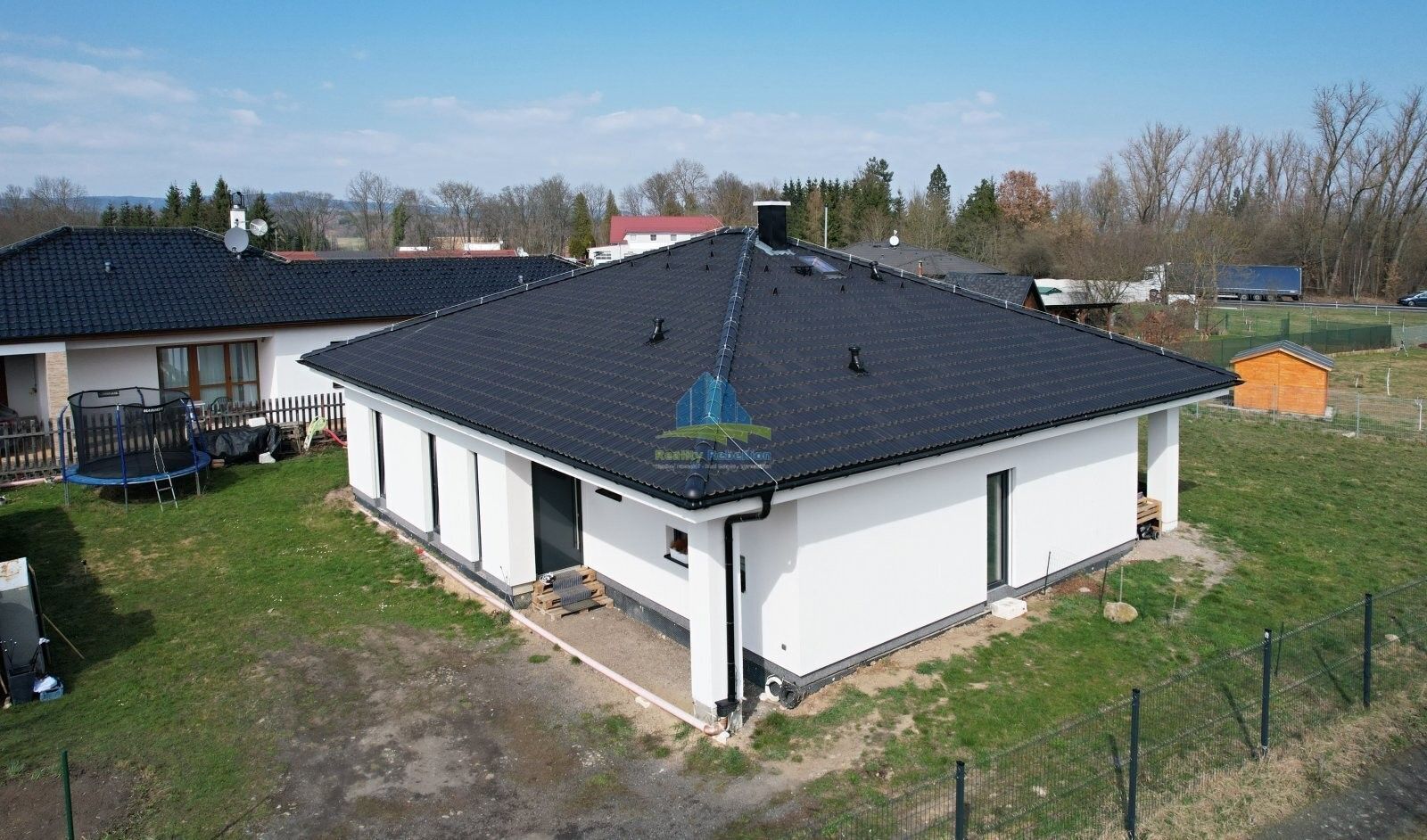 Rodinné domy, Horní,Horní Lomany,Františkovy Lázně, 136 m² - 1