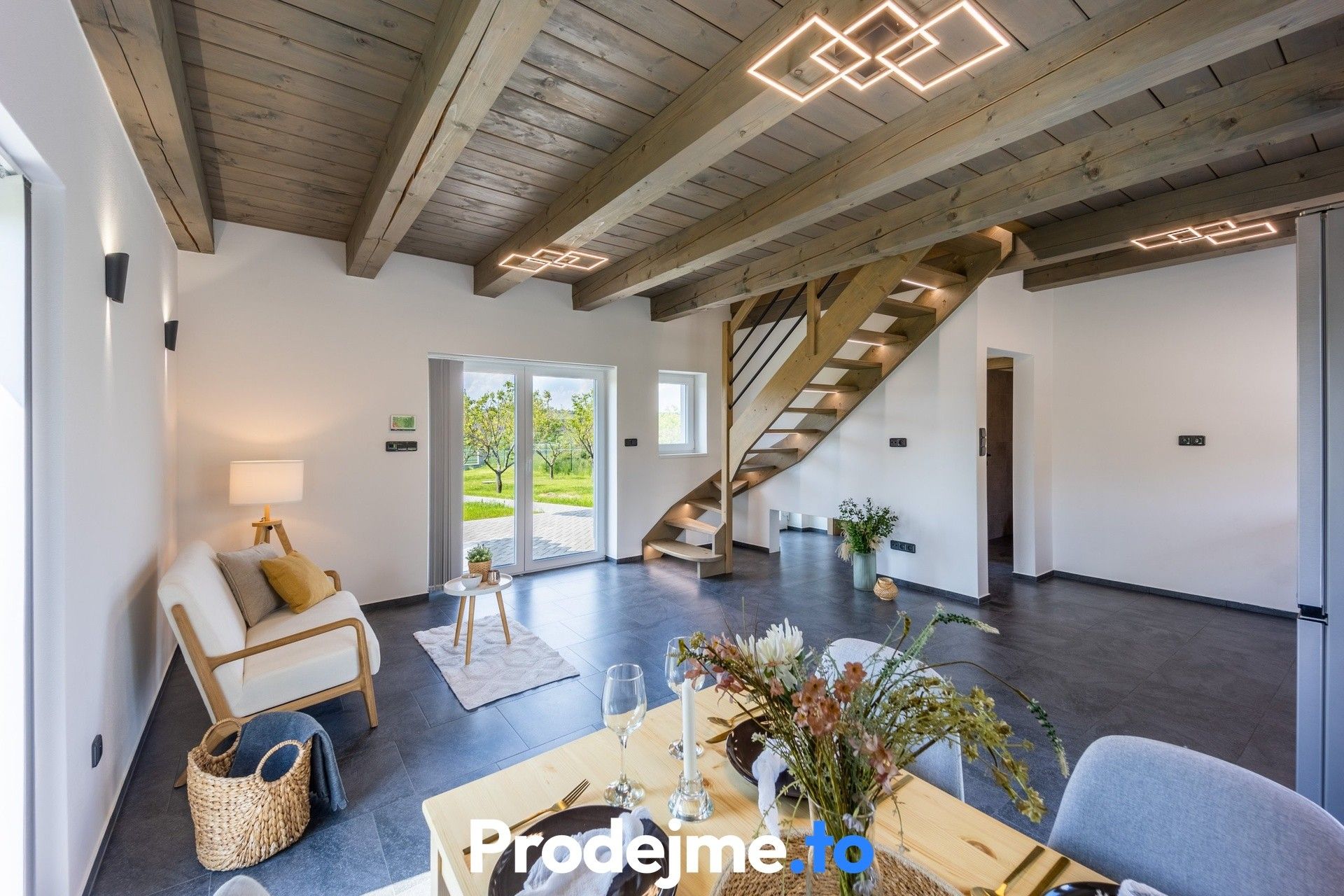 Rodinné domy, Nádražní, Nový Šaldorf-Sedlešovice, 83 m²