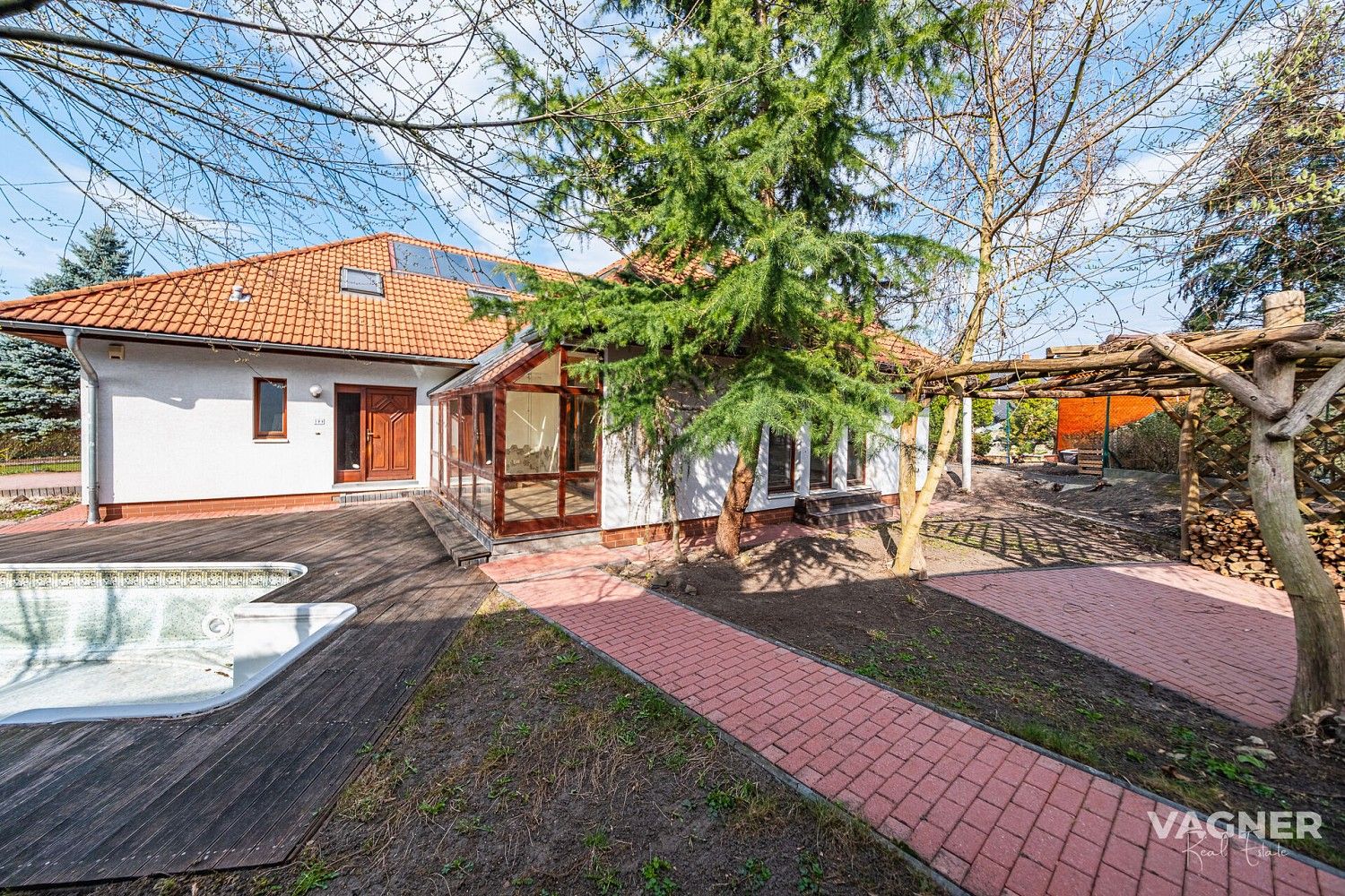 Rodinné domy, Na Výšině, Bradlec, okres Mladá Boleslav, 368 m² - 2