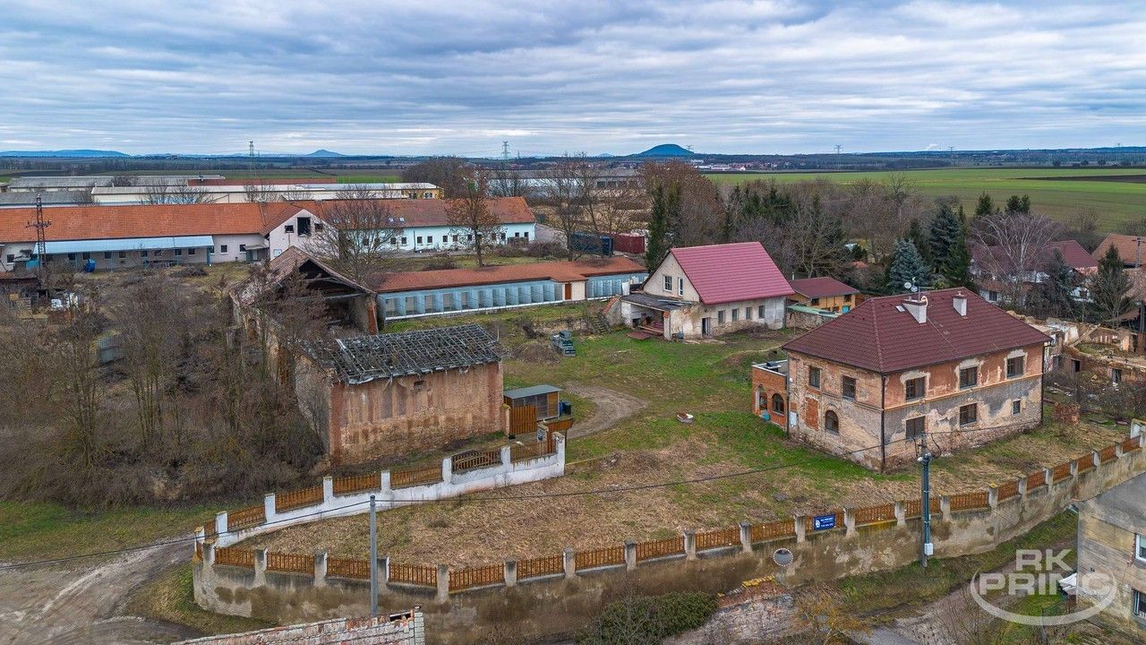 Rodinný dům · 250 m² · Bratkovice, Černuc - 3