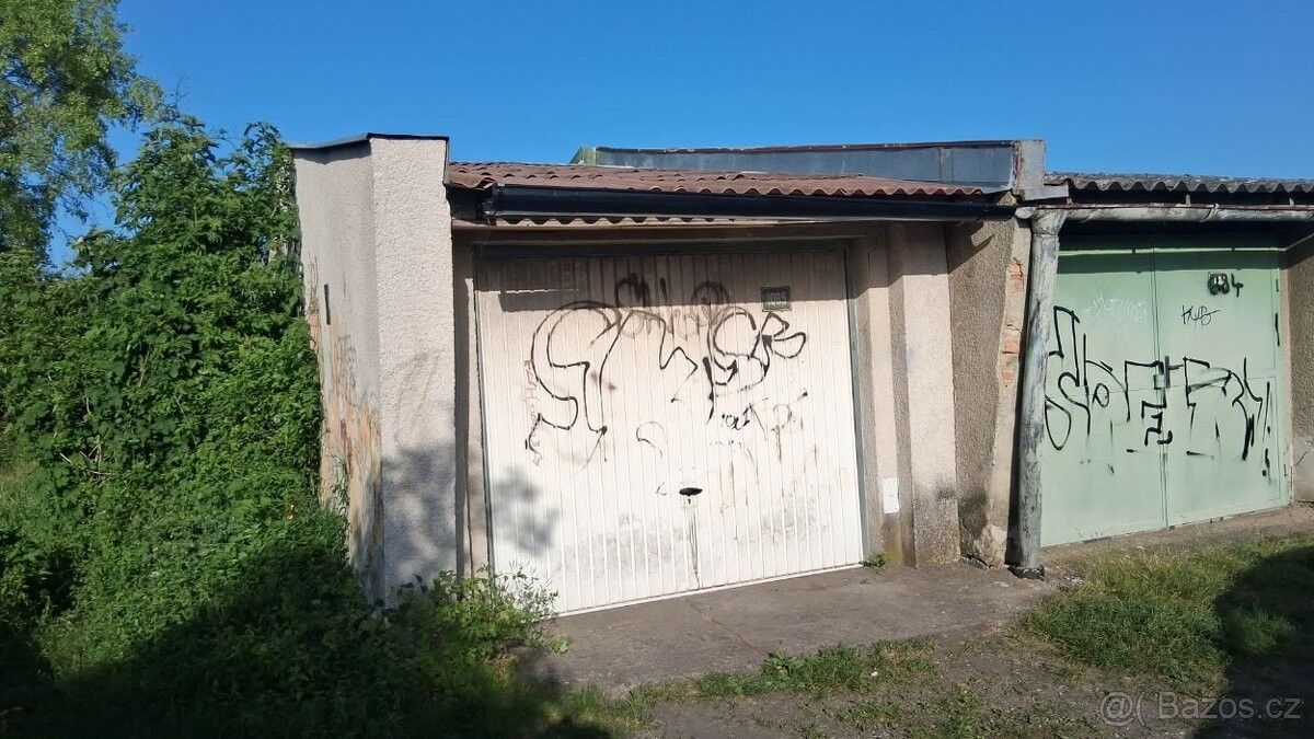 Garáže, Louny, 440 01 - 2
