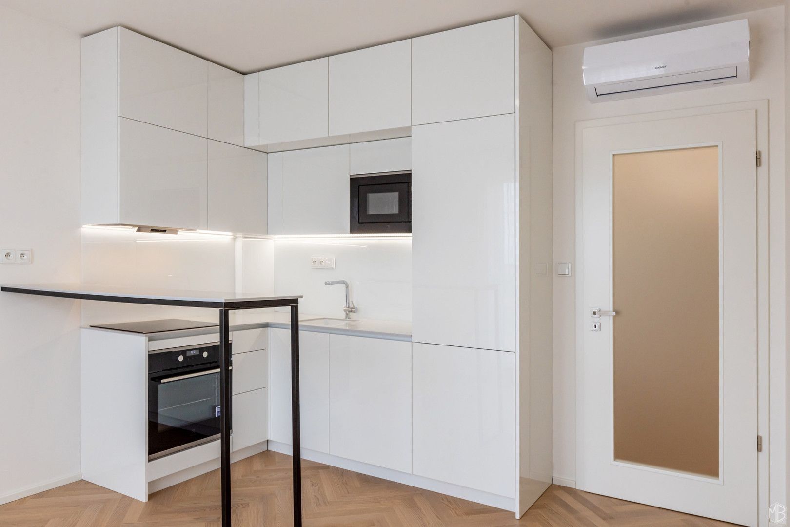 2+kk, 5. května, Praha - Nusle, 65 m² - 2