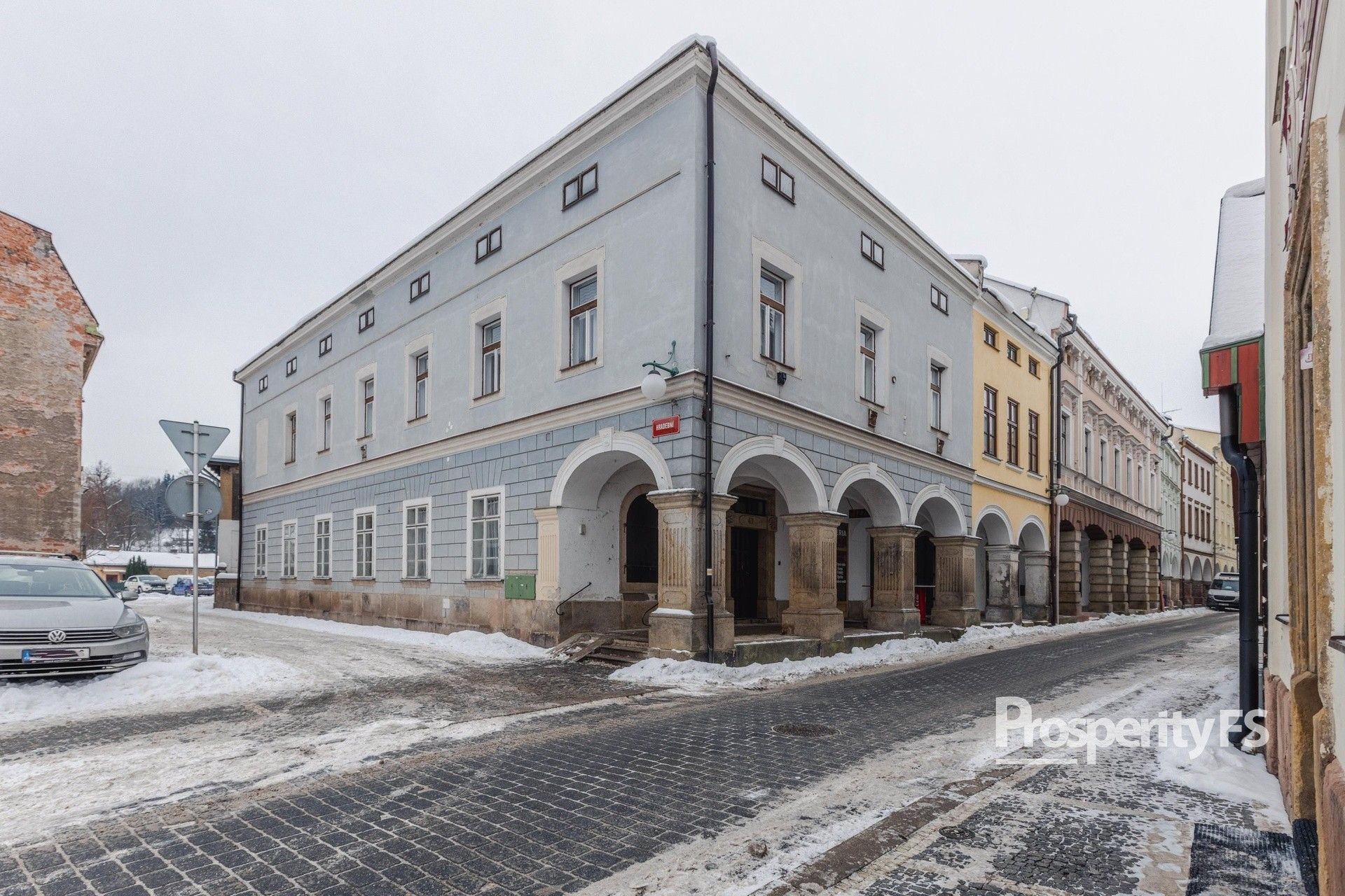 1+1, Dolní brána 49, Hostinné, 28 m²