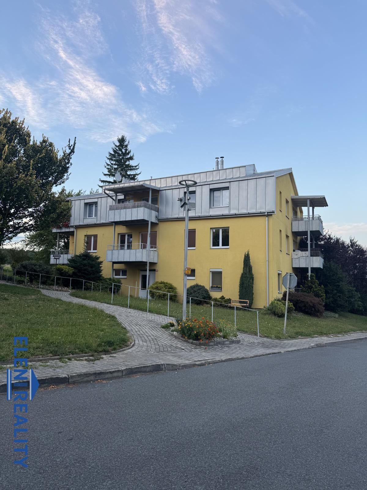 2+kk, Hradec-Nová Ves, 66 m² - 2