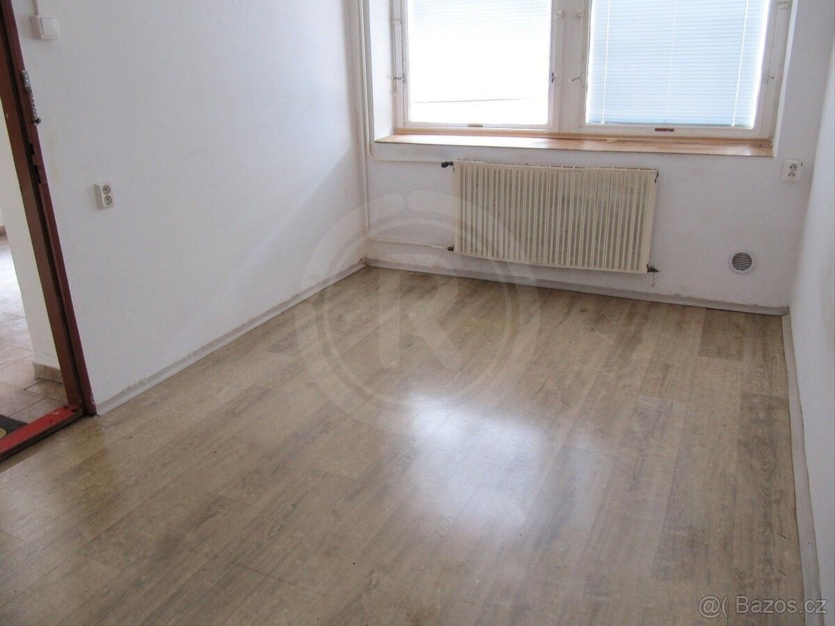Kanceláře, České Budějovice, 370 01 - 1