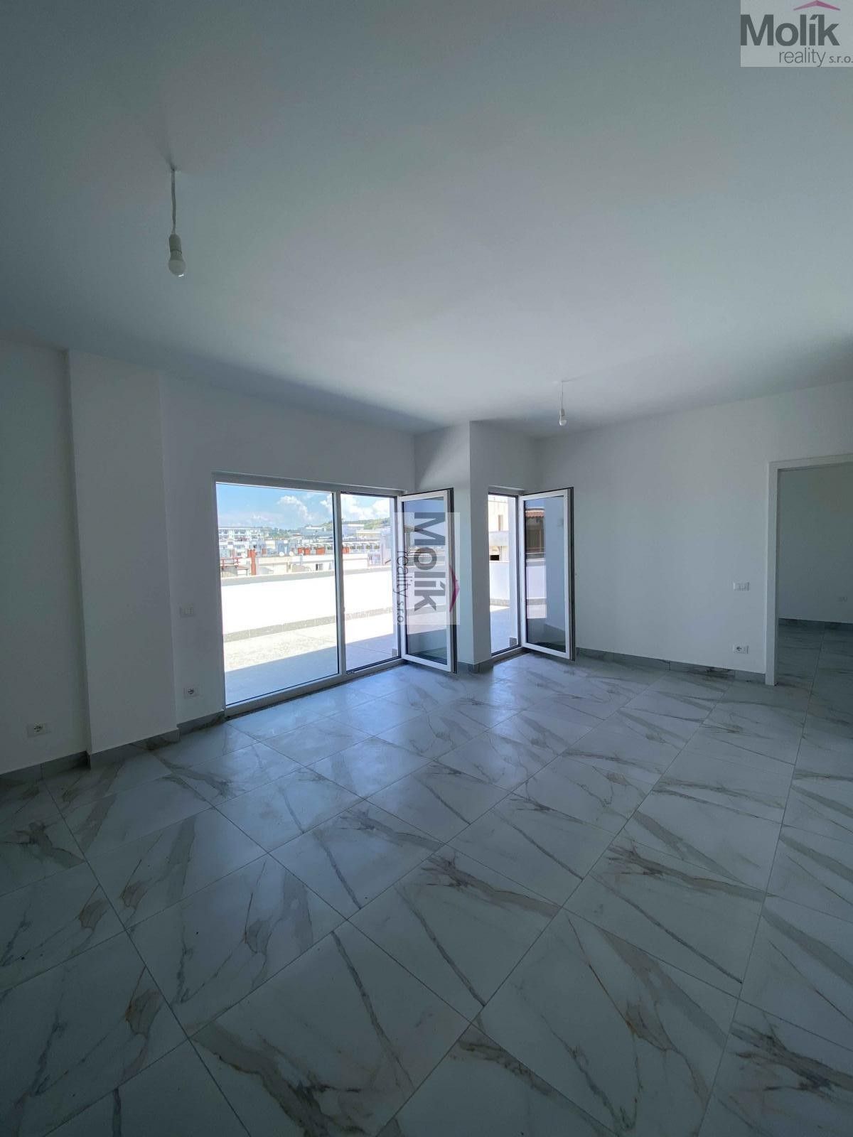 3+kk, Golem, 117 m² - 2