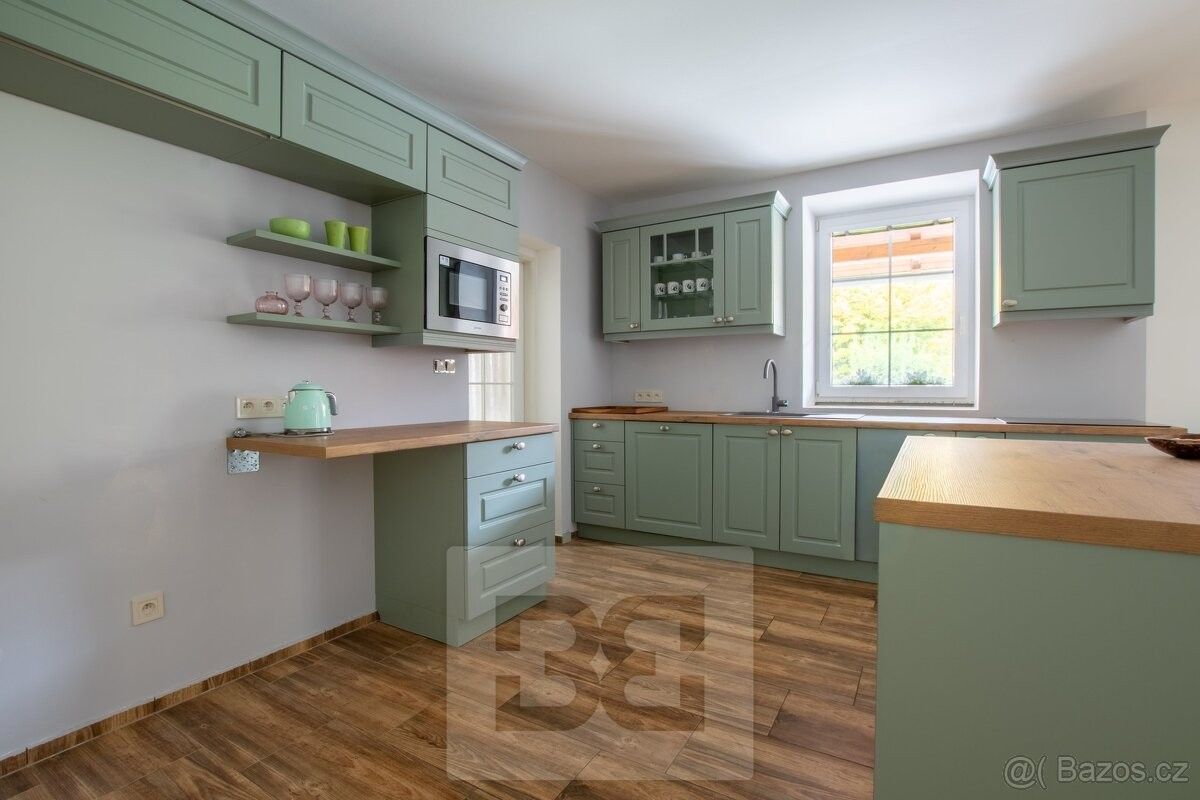 Pronájem rodinný dům - Poděbrady, 290 01