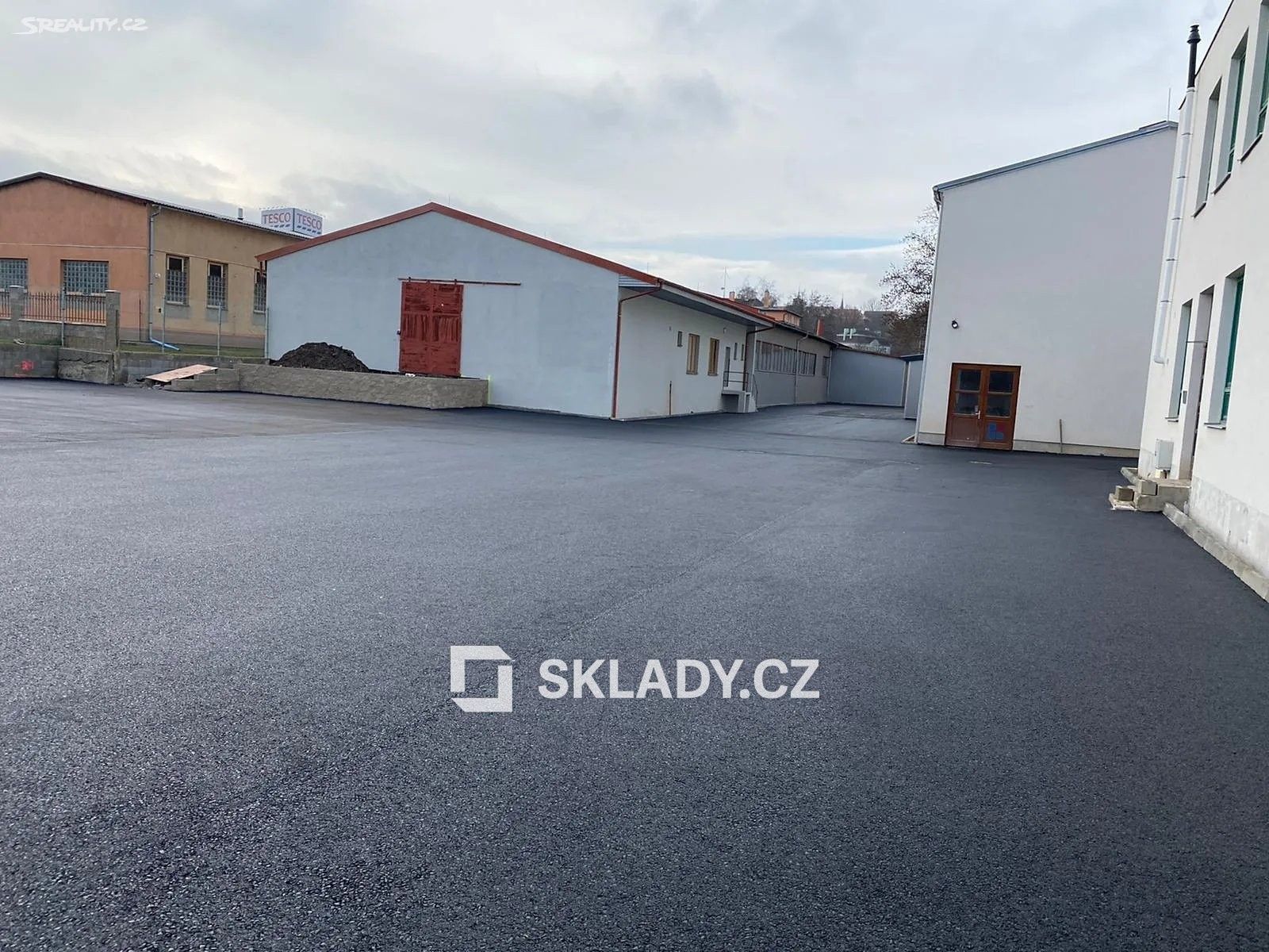 Sklad · 400 m² · Cheb - 4