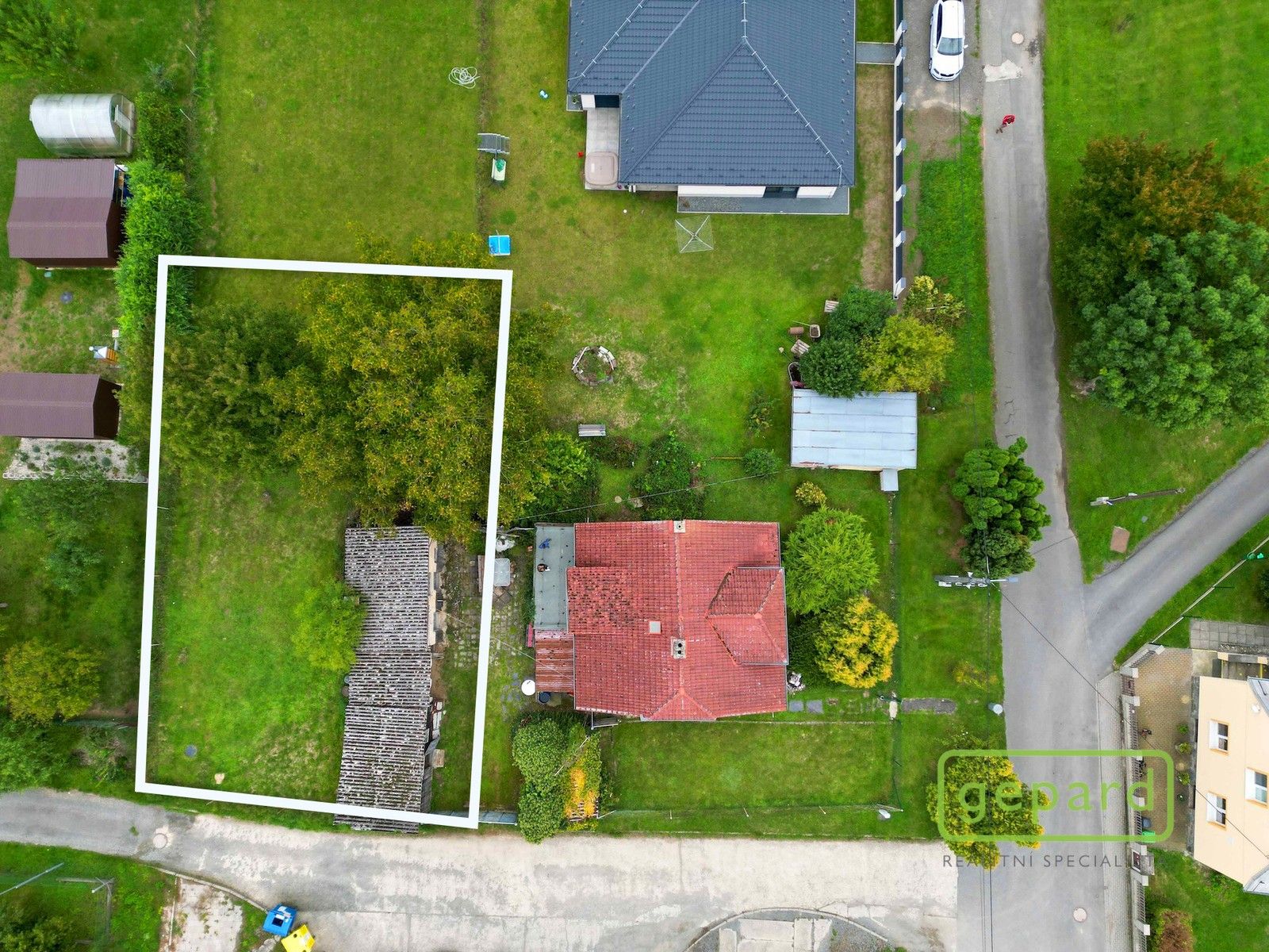 Zahrady, Mladějovice, 581 m²