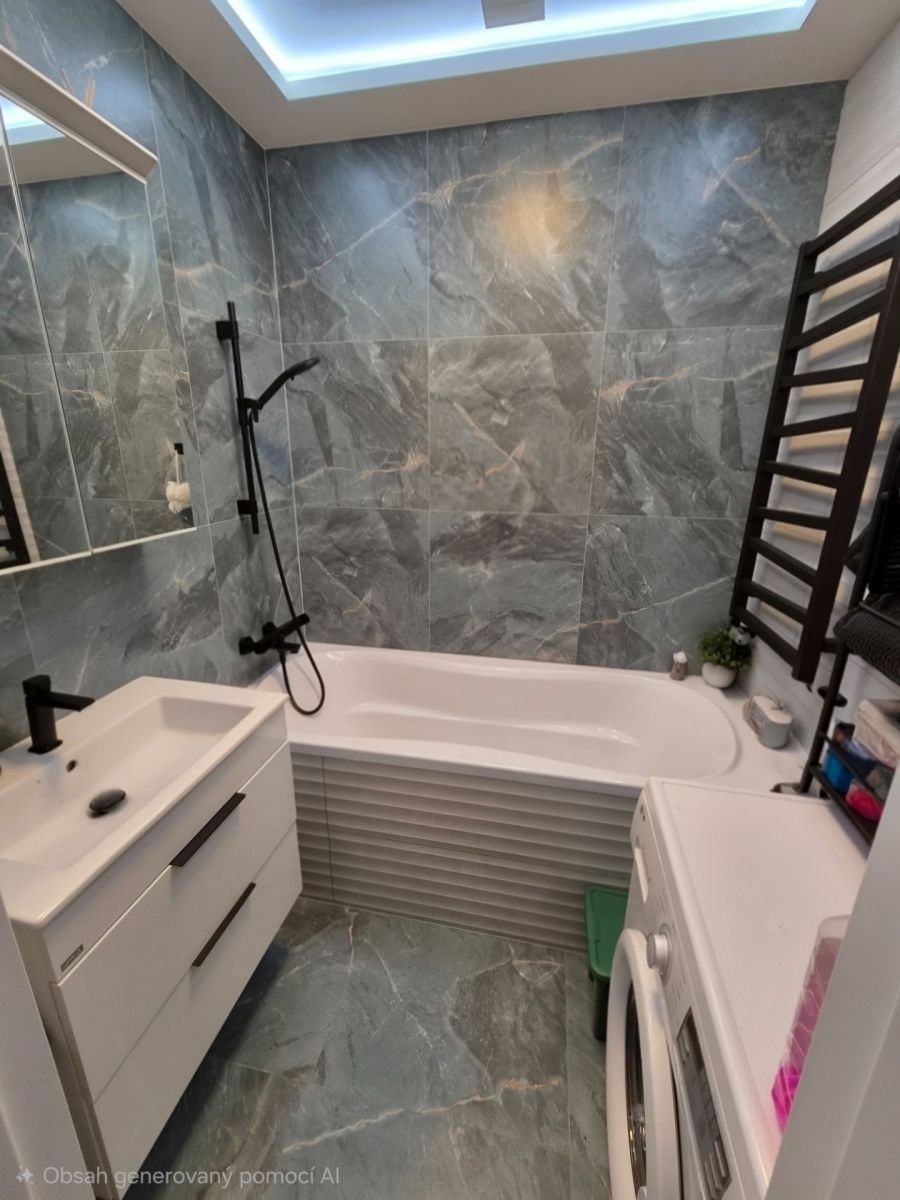 Prodej byt 3+1 - Herálecká III, Praha - Krč, 68 m² - 5