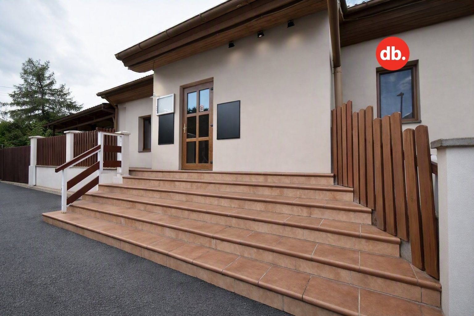 Rodinný dům · 170 m² · Dvořákova, Chodov - 3