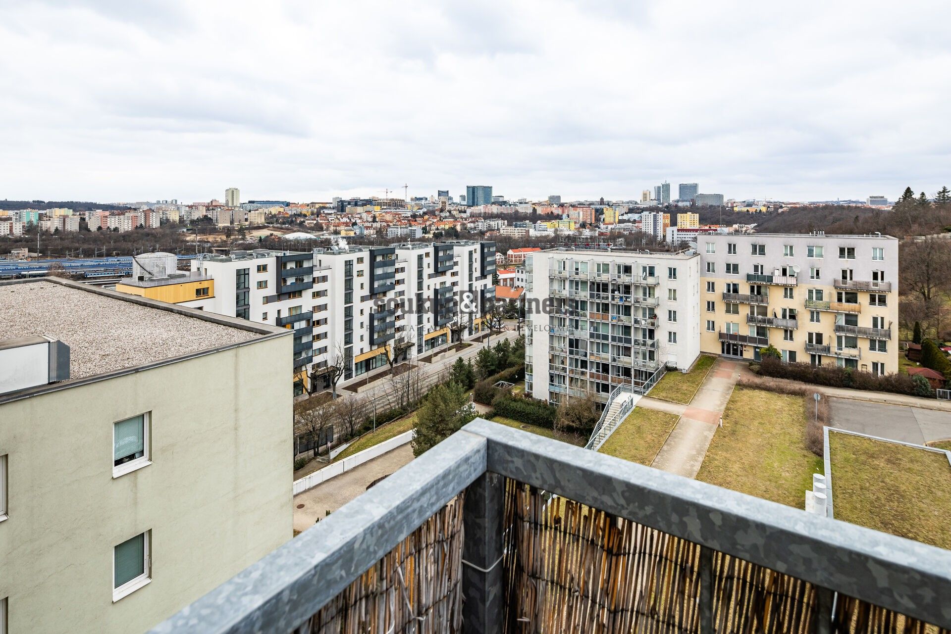 Prodej byt 2+kk - V dolině , Praha, 54 m²