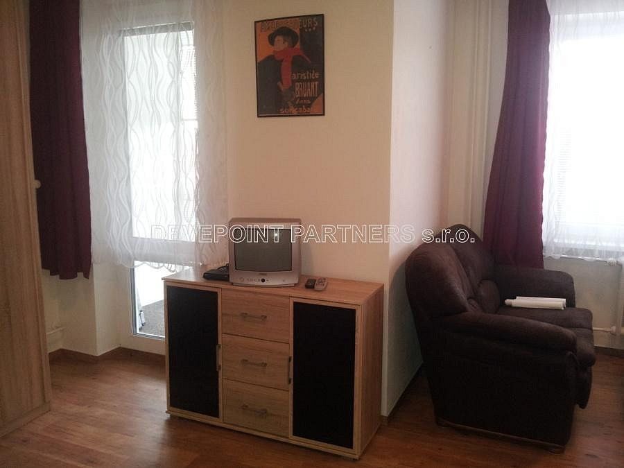 Pronájem byt 1+kk - Neředínská, Olomouc - Neředín, 34 m² - 2