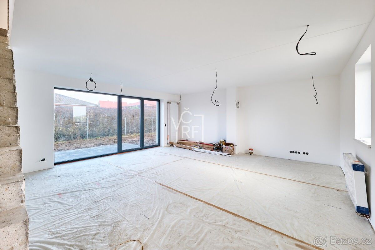 Pronájem rodinný dům - Chlumec nad Cidlinou, 503 51