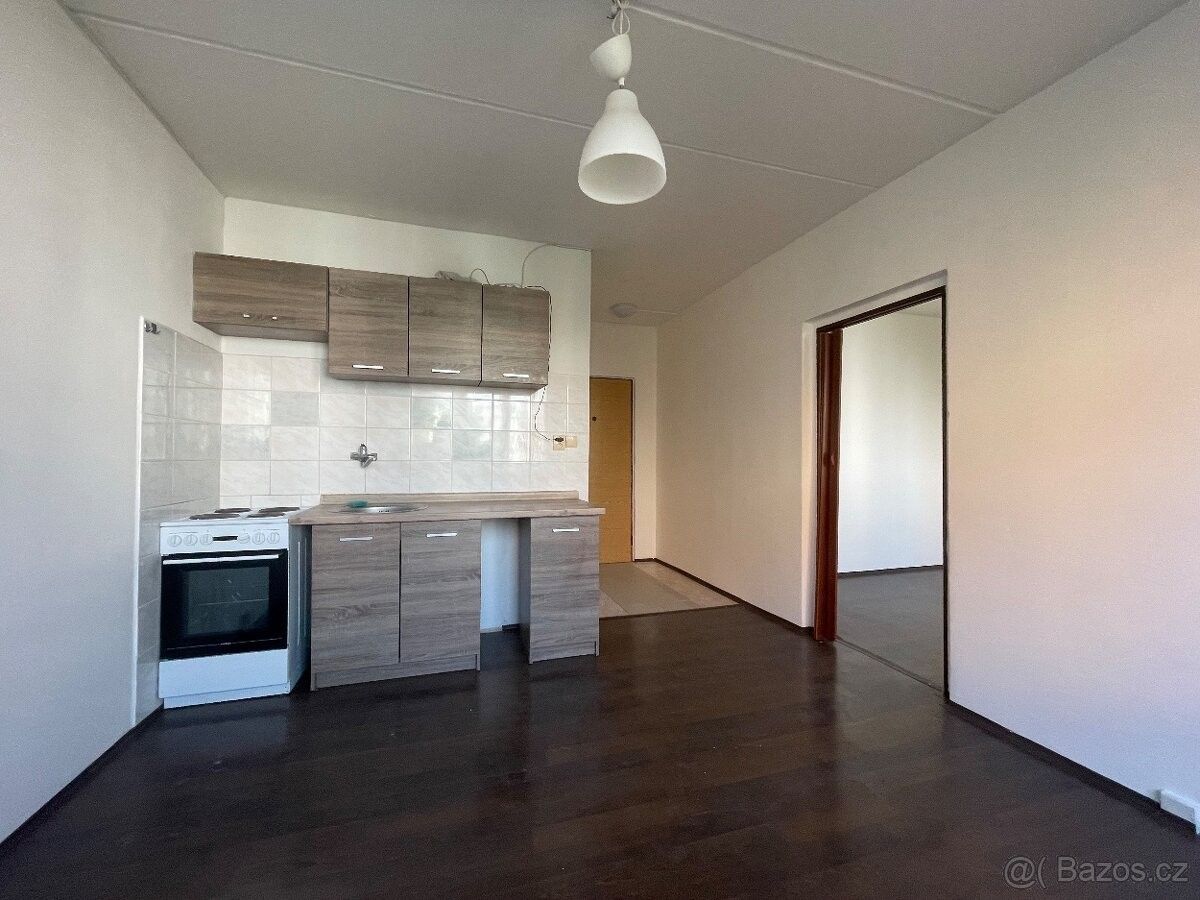 Pronájem byt - Chomutov, 430 03