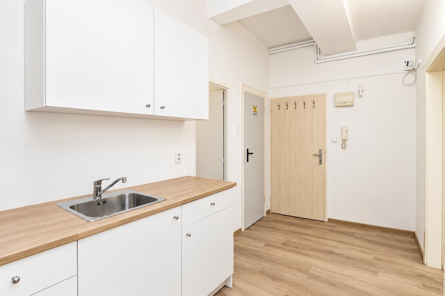 Pronájem byt 2+1 - Veleslavínská, Praha Veleslavín, 49 m² - 2
