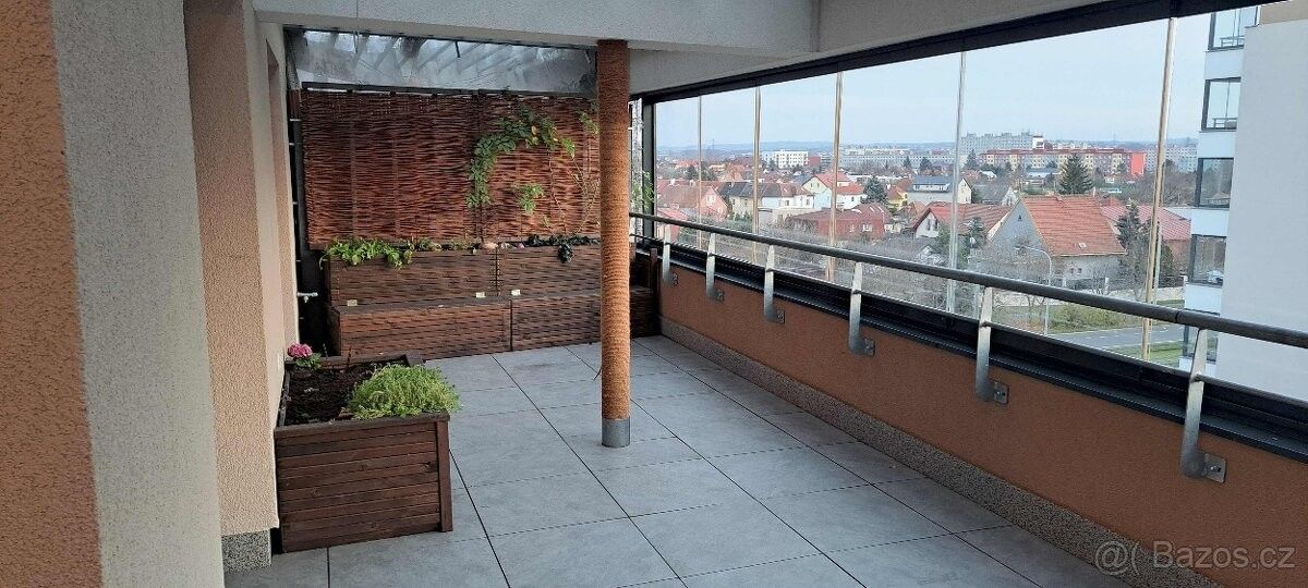 Byty, Praha, 142 00