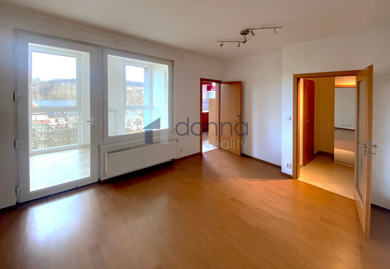 2+1, Nademlejnská, Praha, 35 m²