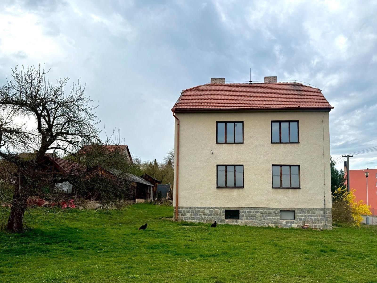 Rodinné domy, Domova mládeže 647, Volyně, 183 m²