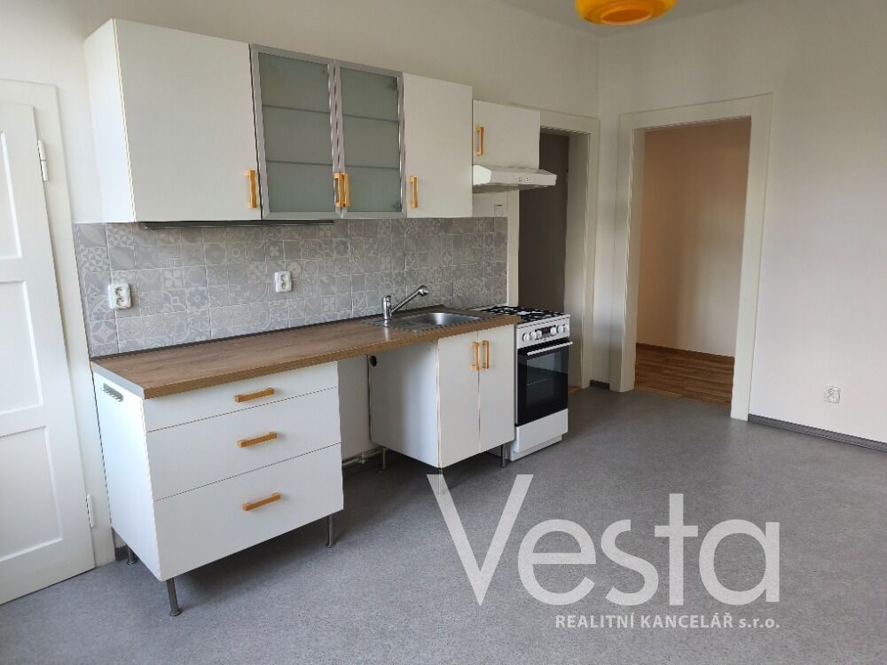 Pronájem byt 2+1 - Kladenská, Děčín, 60 m²