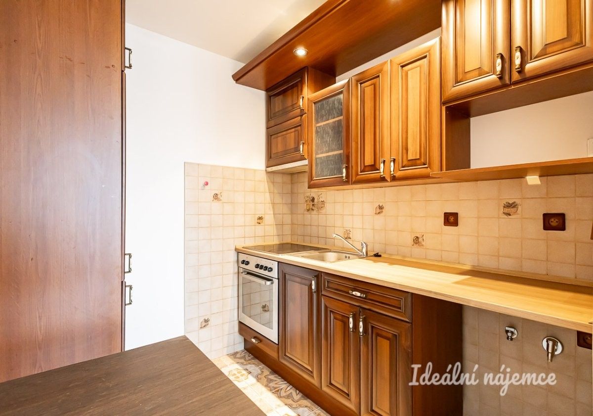 2+kk, Na Komořsku, Praha, 45 m² - 1