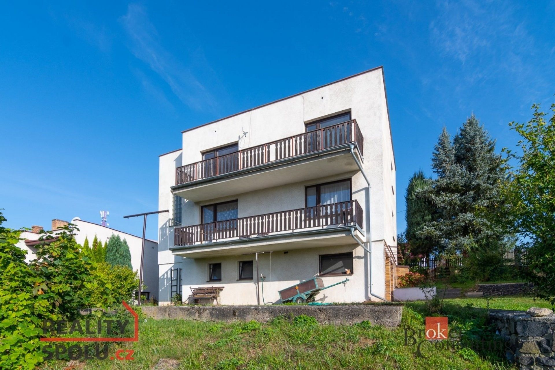 Prodej rodinný dům - Loukovec, 250 m²