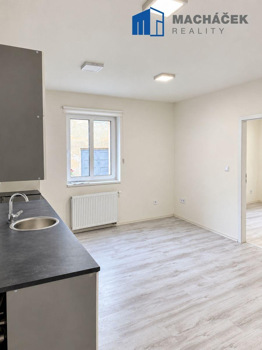 Byt 2+kk · 52 m² · Osecká, Duchcov - 3