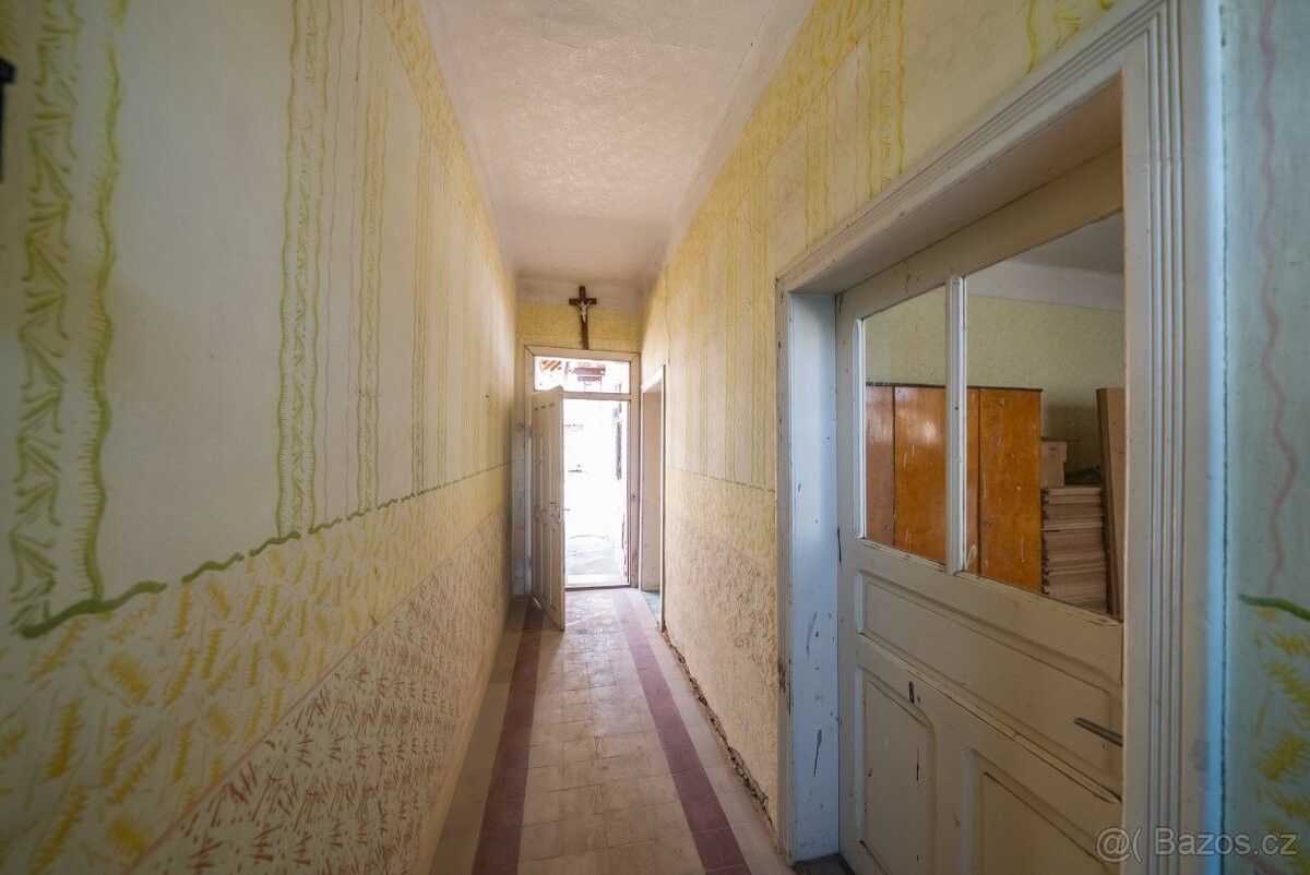 Rodinné domy, Čejkovice, 696 15