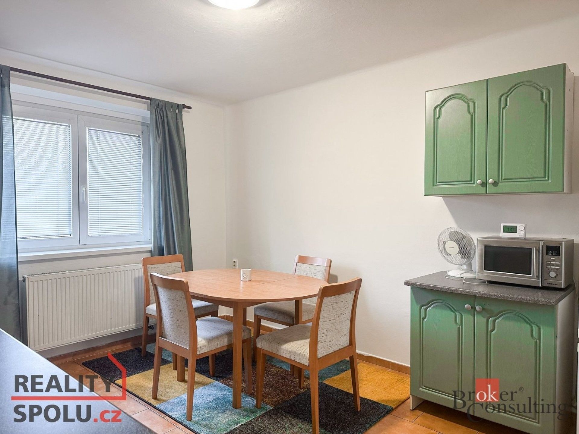 2+1, Školní, Rybitví, 65 m²