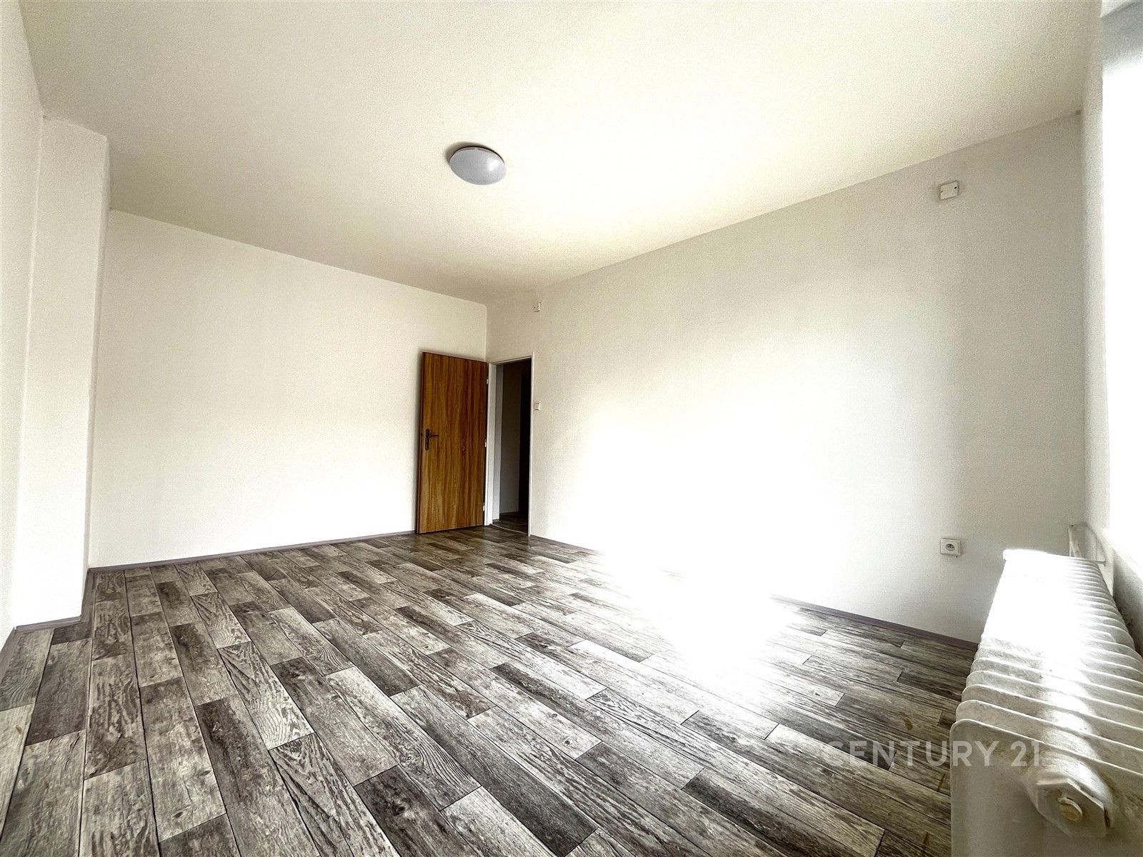 Pronájem byt 1+1 - Ervěnická 1047, Jirkov, 35 m² - 5