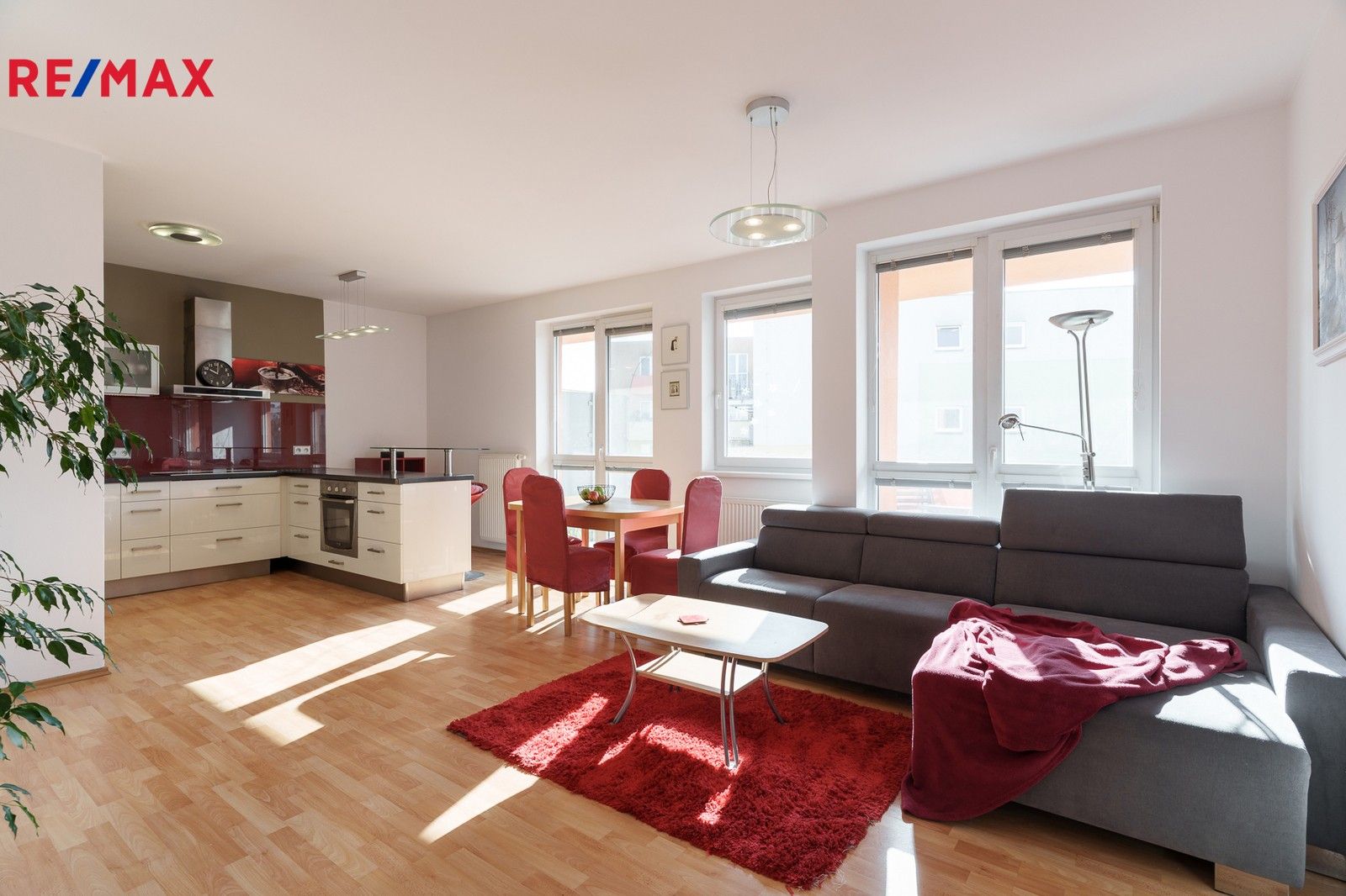 Pronájem byt 4+kk - Ve Stromovce, Hradec Králové, 98 m²