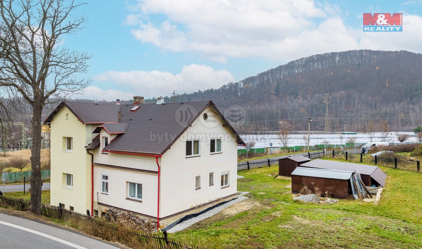 Rodinné domy, Vesnička, Prysk, 1 223 m²