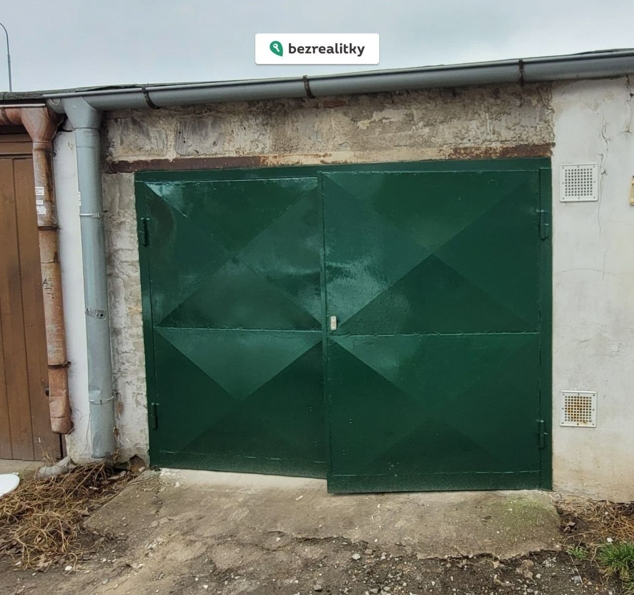 Garáže, Mělník, 18 m²