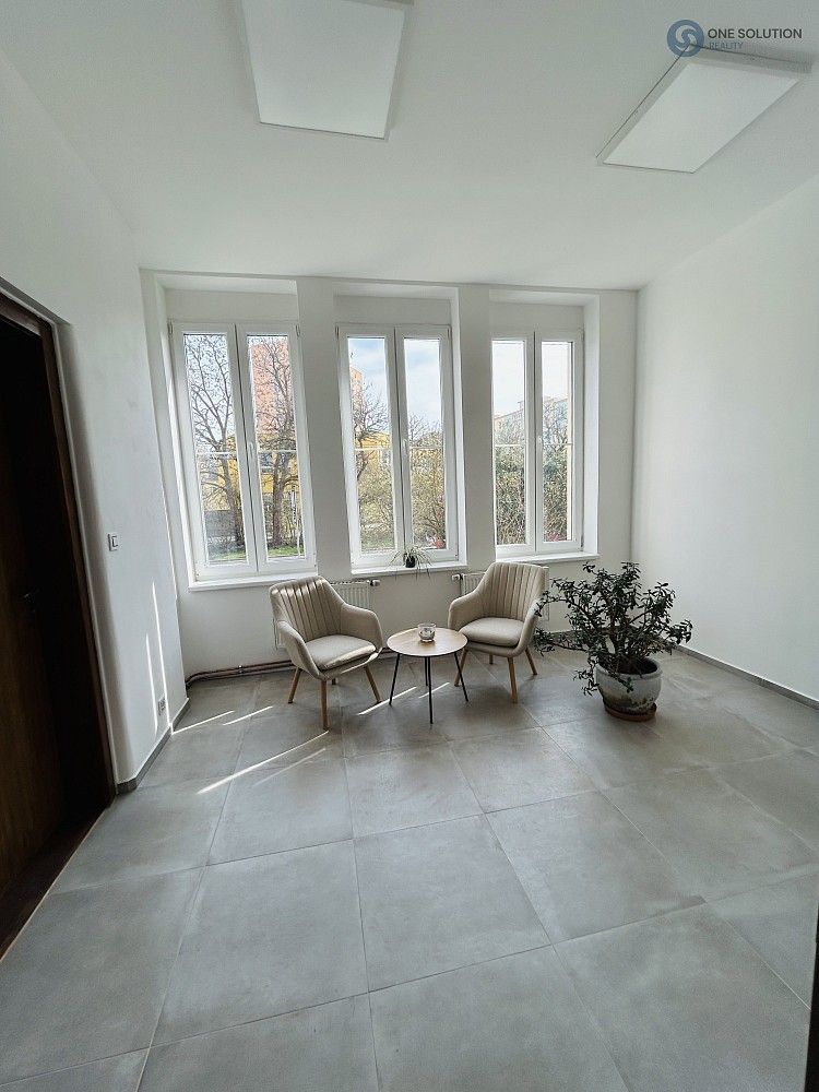 Pronájem kancelář - Plzeň - Lobzy, okres Plzeň-město, Plzeňský kraj, 25 m² - 2