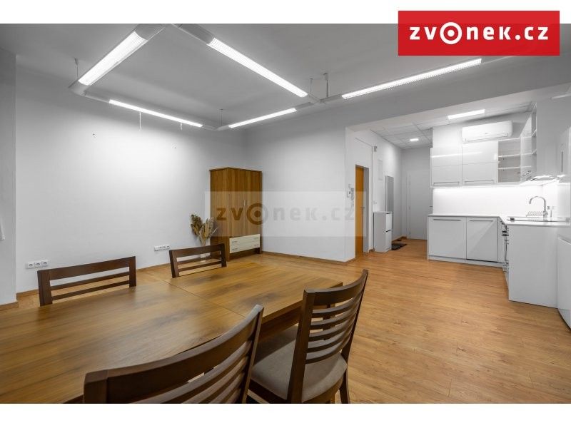 Pronájem byt 2+kk - Dlouhá, Zlín, 50 m²