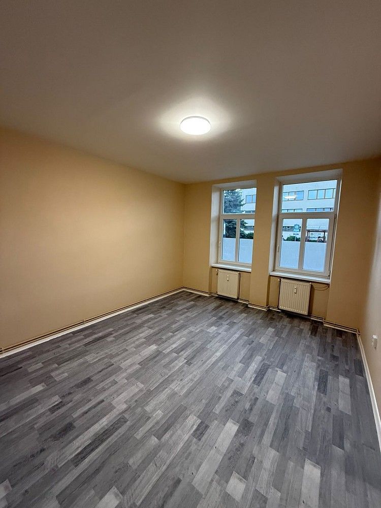 Pronájem byt 2+kk - Trutnov - Dolní Staré Město, Královéhradecký kraj, 39 m² - 2
