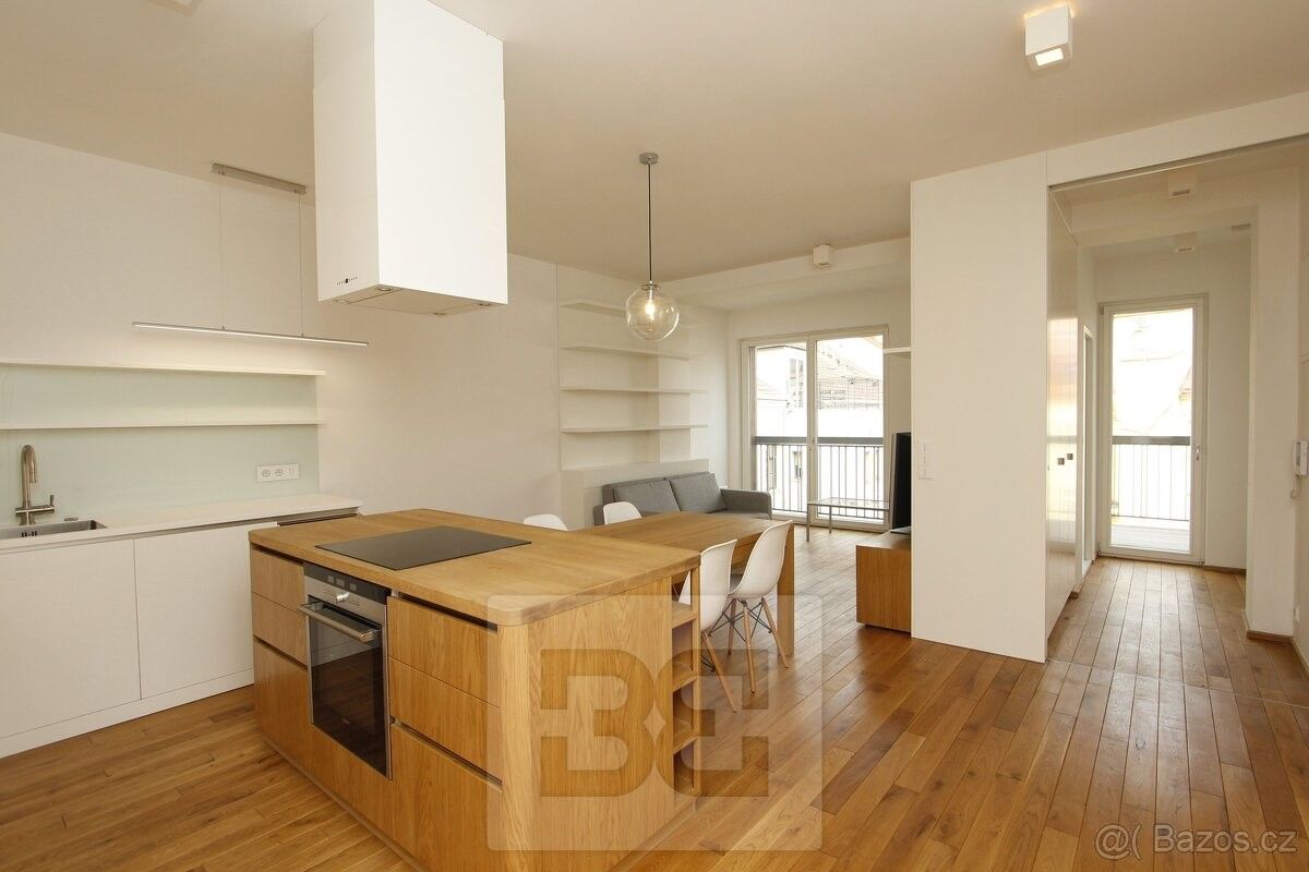 Pronájem byt - Praha, 170 00