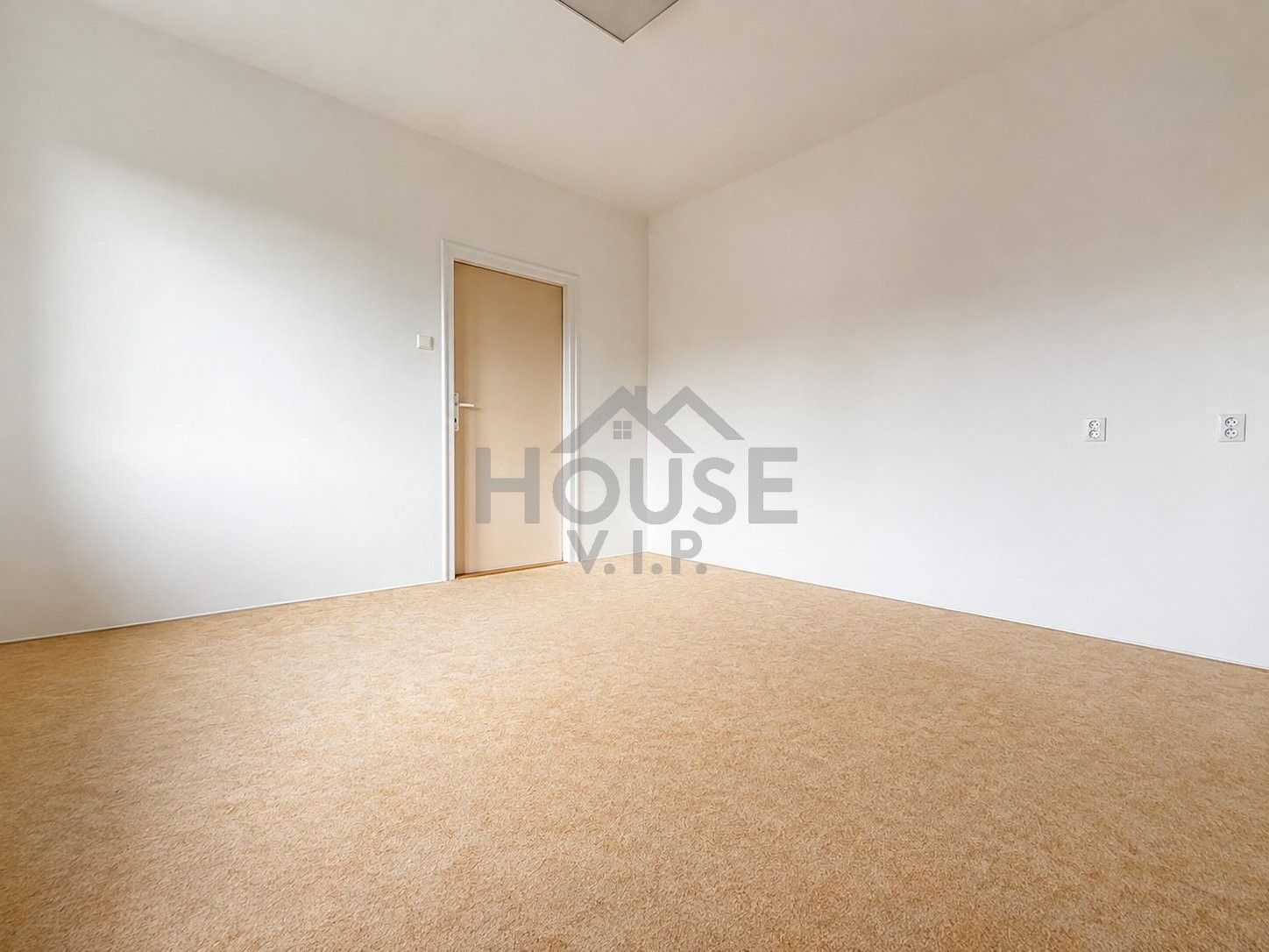 Byt 2+1 · 64 m² · 28. pluku, Praha Vršovice - 3