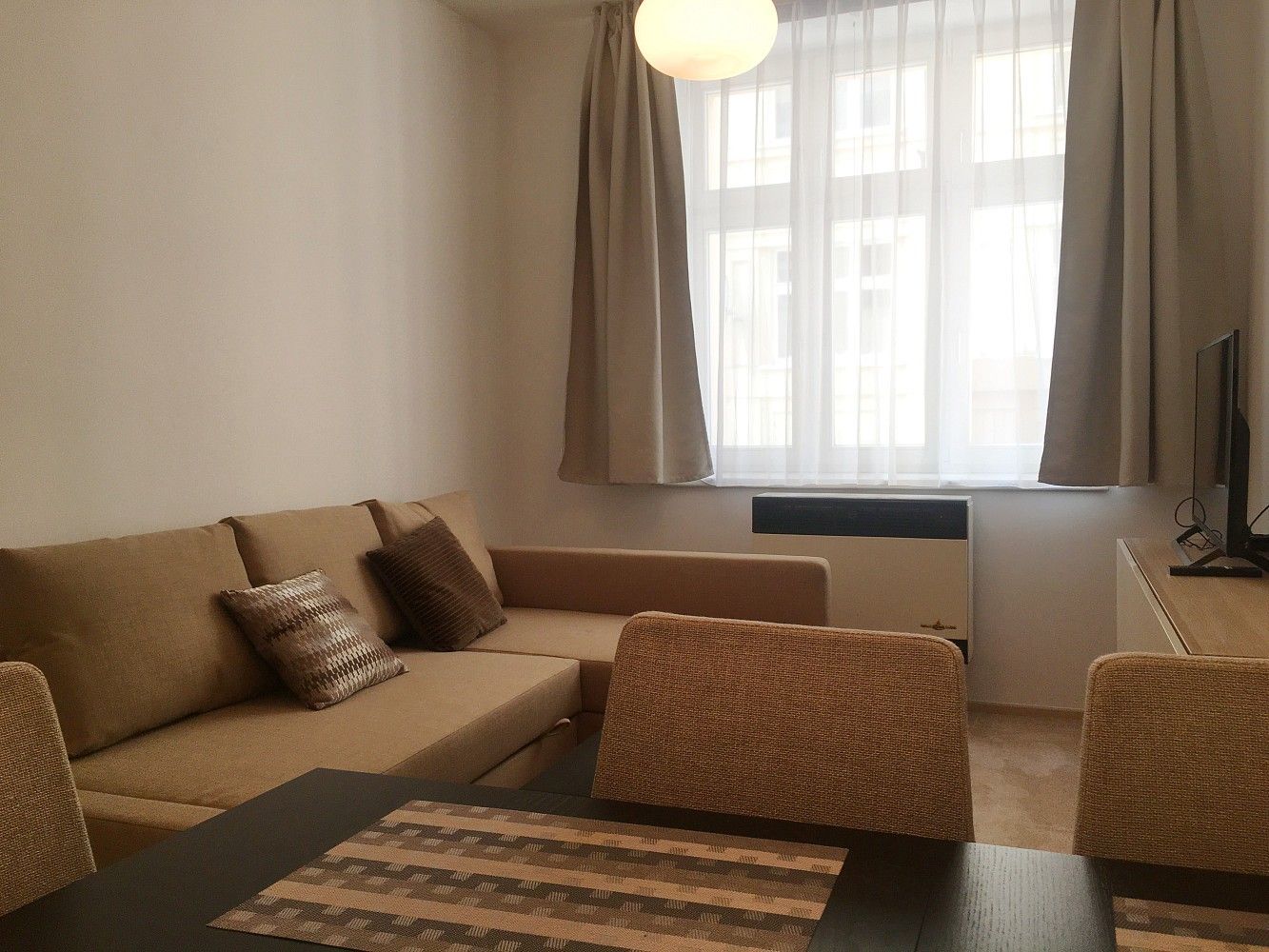 Byt 2+kk · 52 m² · Praha - Holešovice, okres Praha 7, Hlavní město Praha - 3